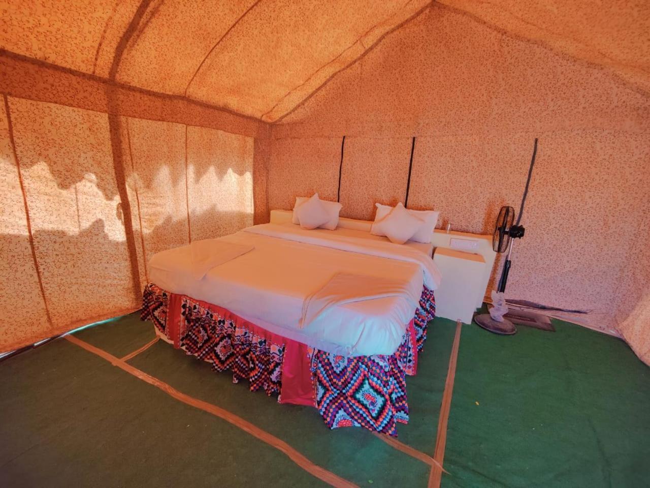 Om Luxury Resort ジャイサルメール 部屋 写真