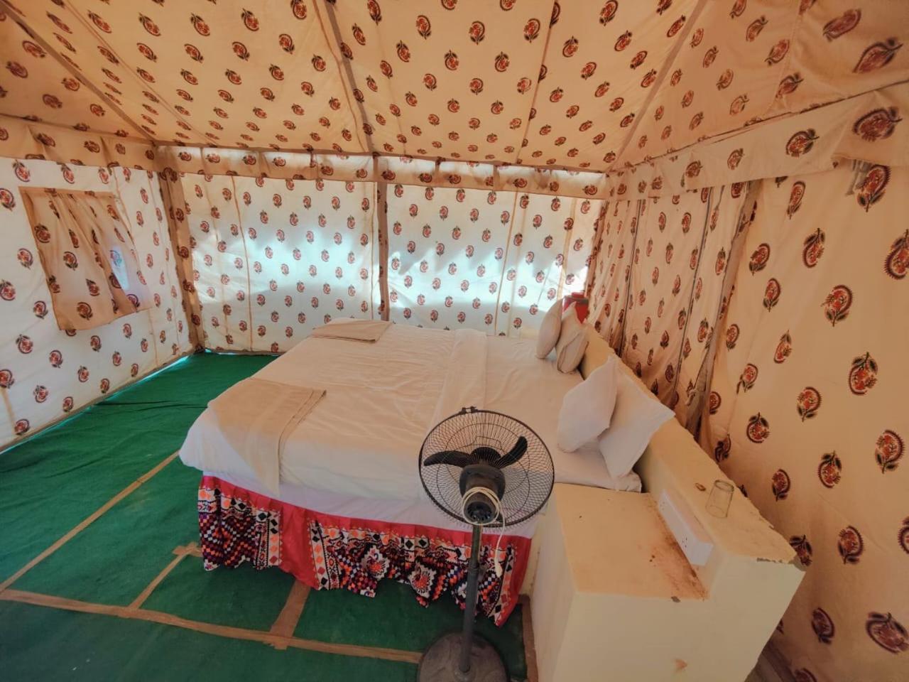 Om Luxury Resort ジャイサルメール 部屋 写真