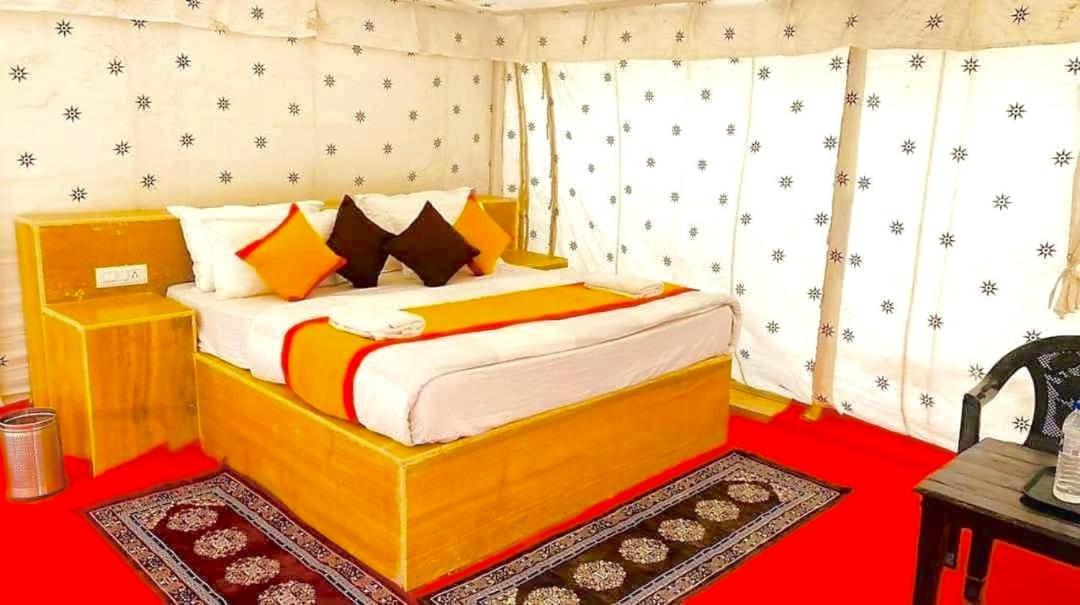 Om Luxury Resort ジャイサルメール 部屋 写真